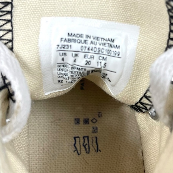 Converse Classic High Tops Size 4 - Picture 6 of 7